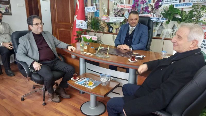 CHP Rize İl Başkanı Kanbur ile CHP’li Milletvekili A. Adayı Deniz Ziyaretlerini Sürdürüyor